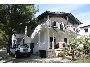Chorvatsko – Starigrad-Paklenica – studia Lilja