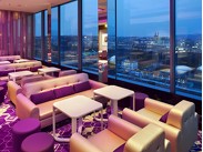 Cloud 9 Sky Bar & Lounge ()