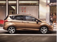 Servis a dealer Ford ()