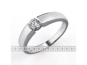 Luxusní zásnubní prsten s diamanty