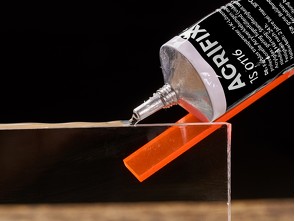 Lepidlo na plexisklo Acrifix®