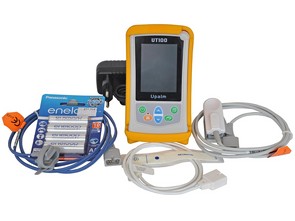 U-Tech Medical OXYMETR UT-100 S BAREVNÝM DISPLEJEM se 3 senzory