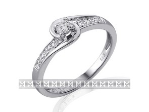 Elegantní zásnubní diamantový prsten