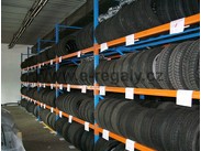 Regály na pneumatiky