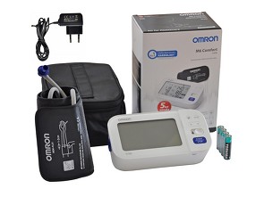 OMRON Healthcare UK Ltd. TONOMETR OMRON M6 AFIB Comfort se síťovým napaječem