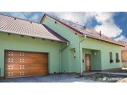 Vchodové dveře ()
