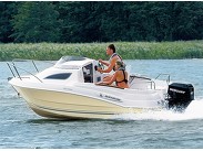 Motorový člun Quicksilver ()