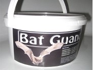 Bat Guano – netopýří trus ()