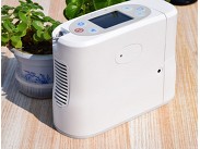 KINGON Medical Technology Co., Ltd MOBILNÍ OXYGENERÁTOR KINGON 5L/2KG s certifikátem FAA